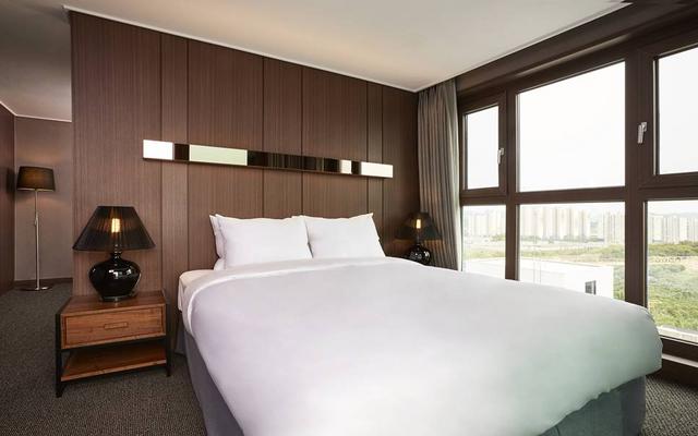 진주 라온스테이 인 페를라 호텔