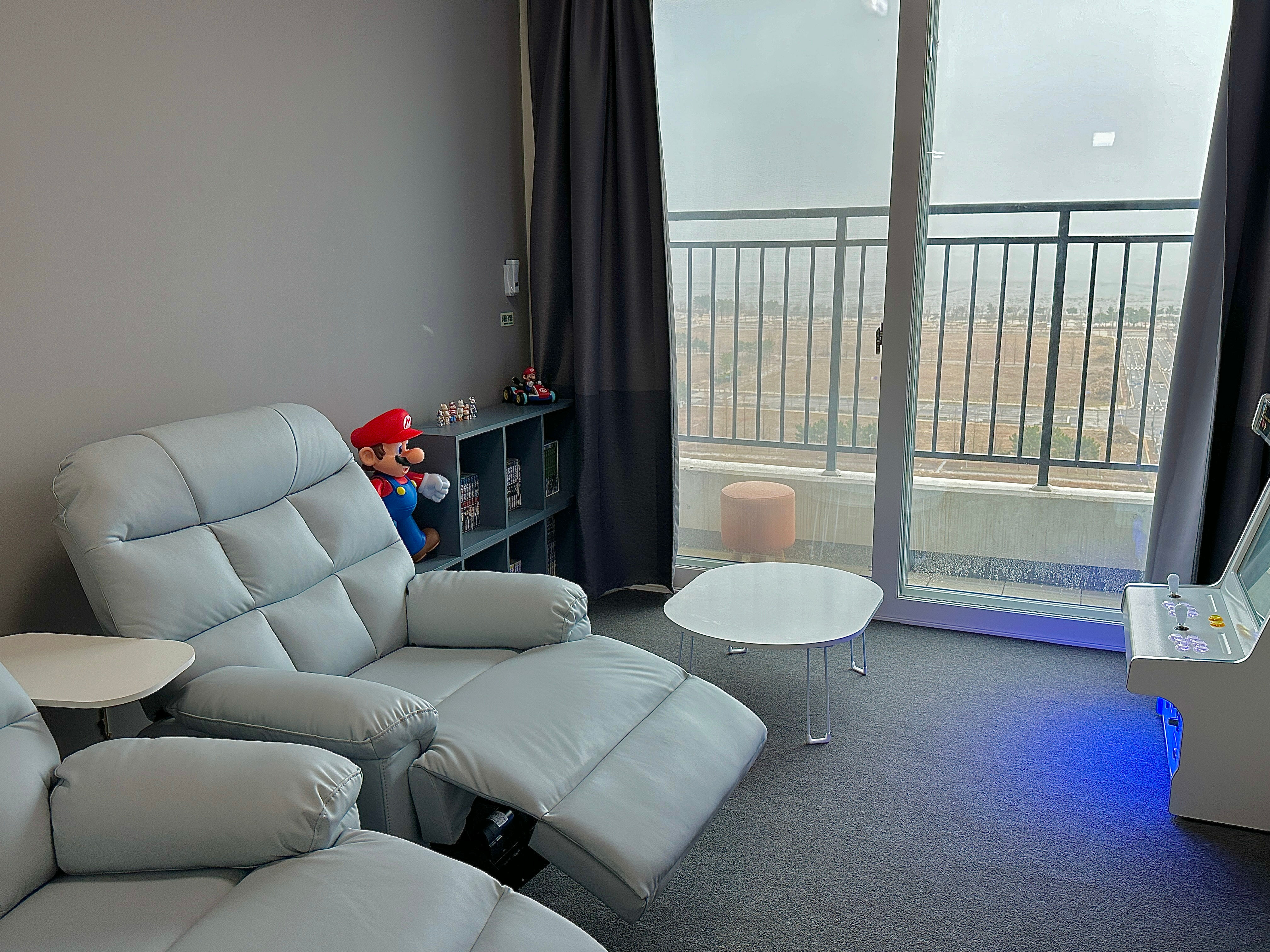 room detail thumbnail 0