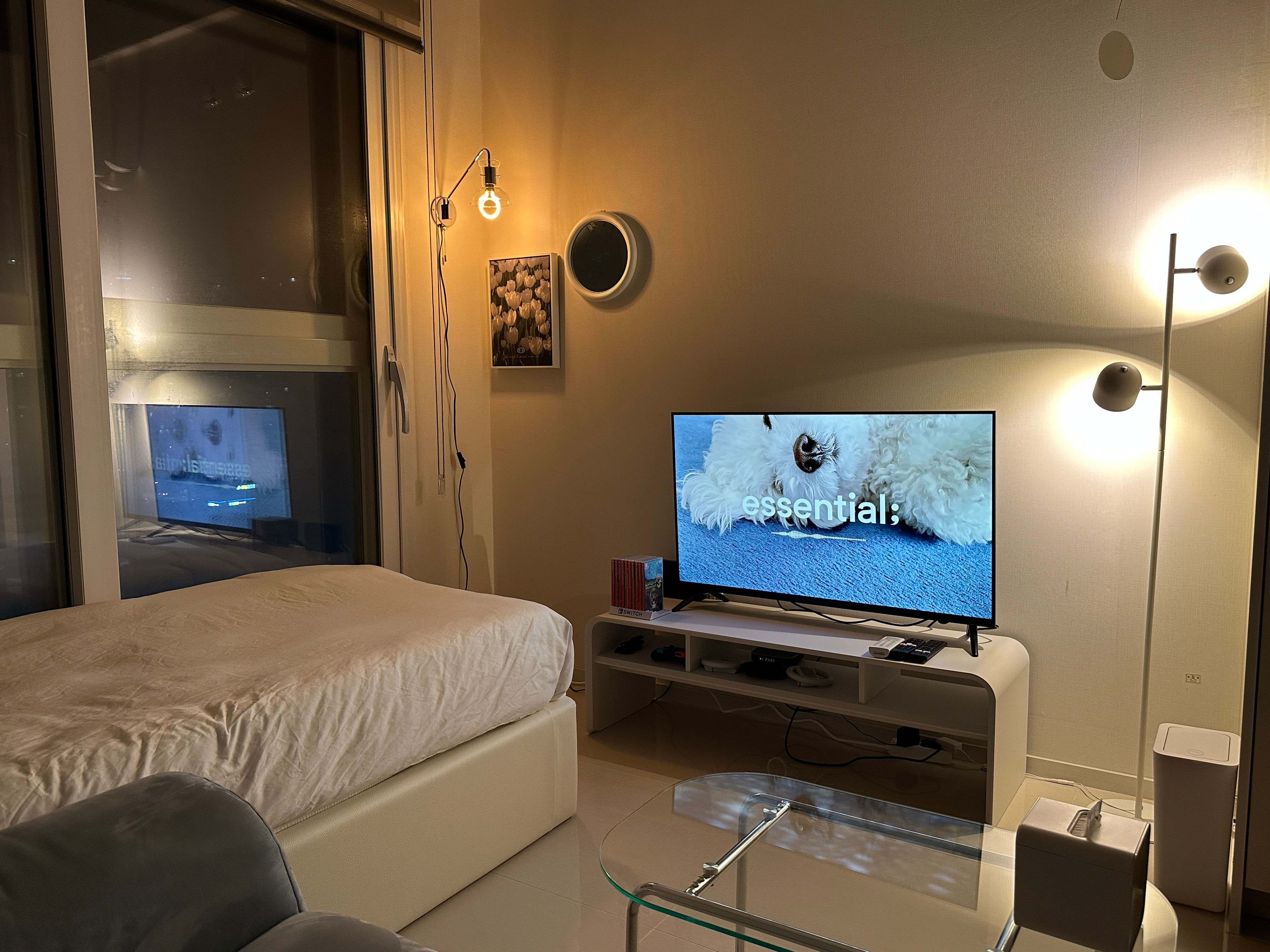 room detail thumbnail 1