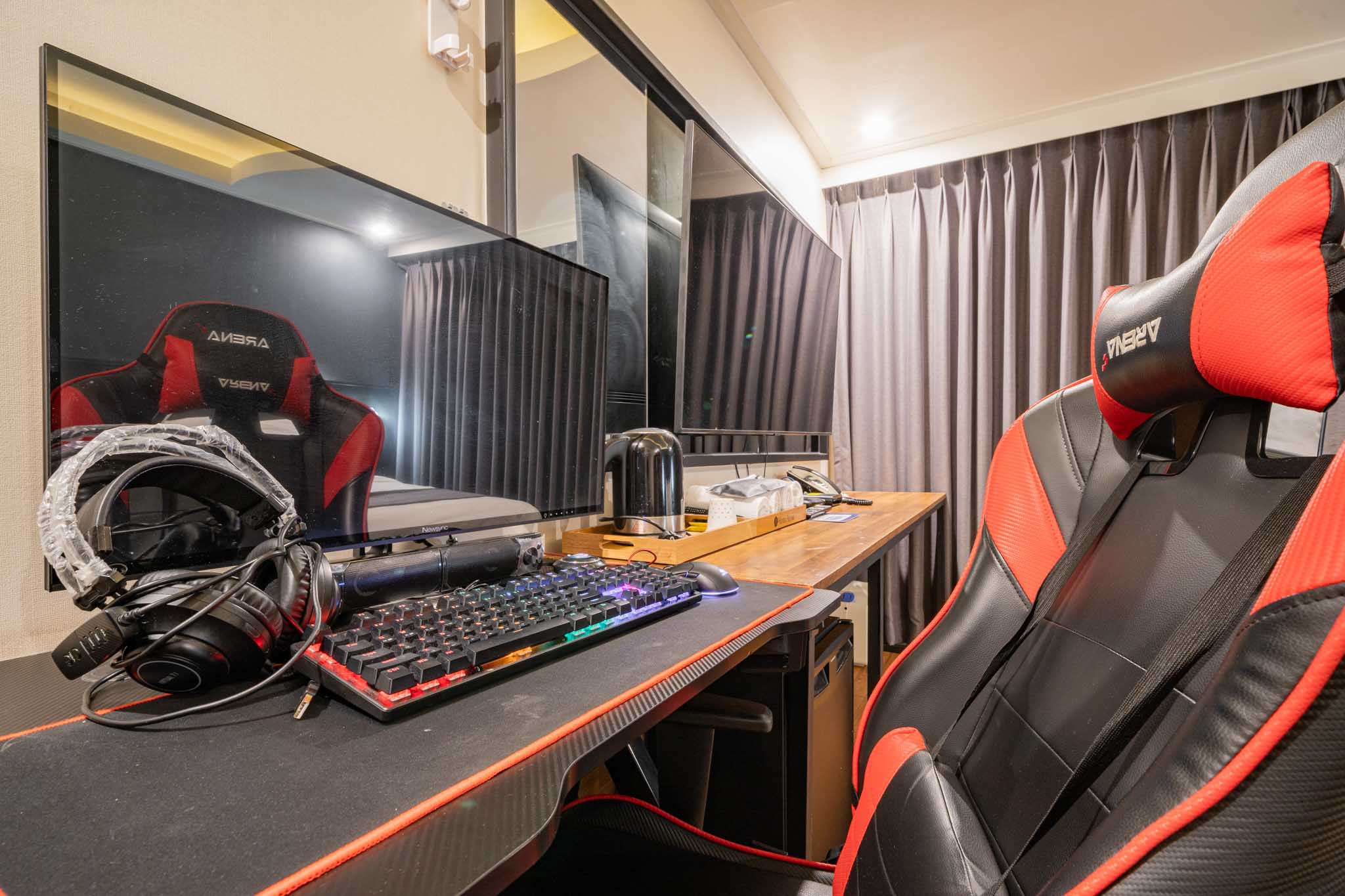 room detail thumbnail 1