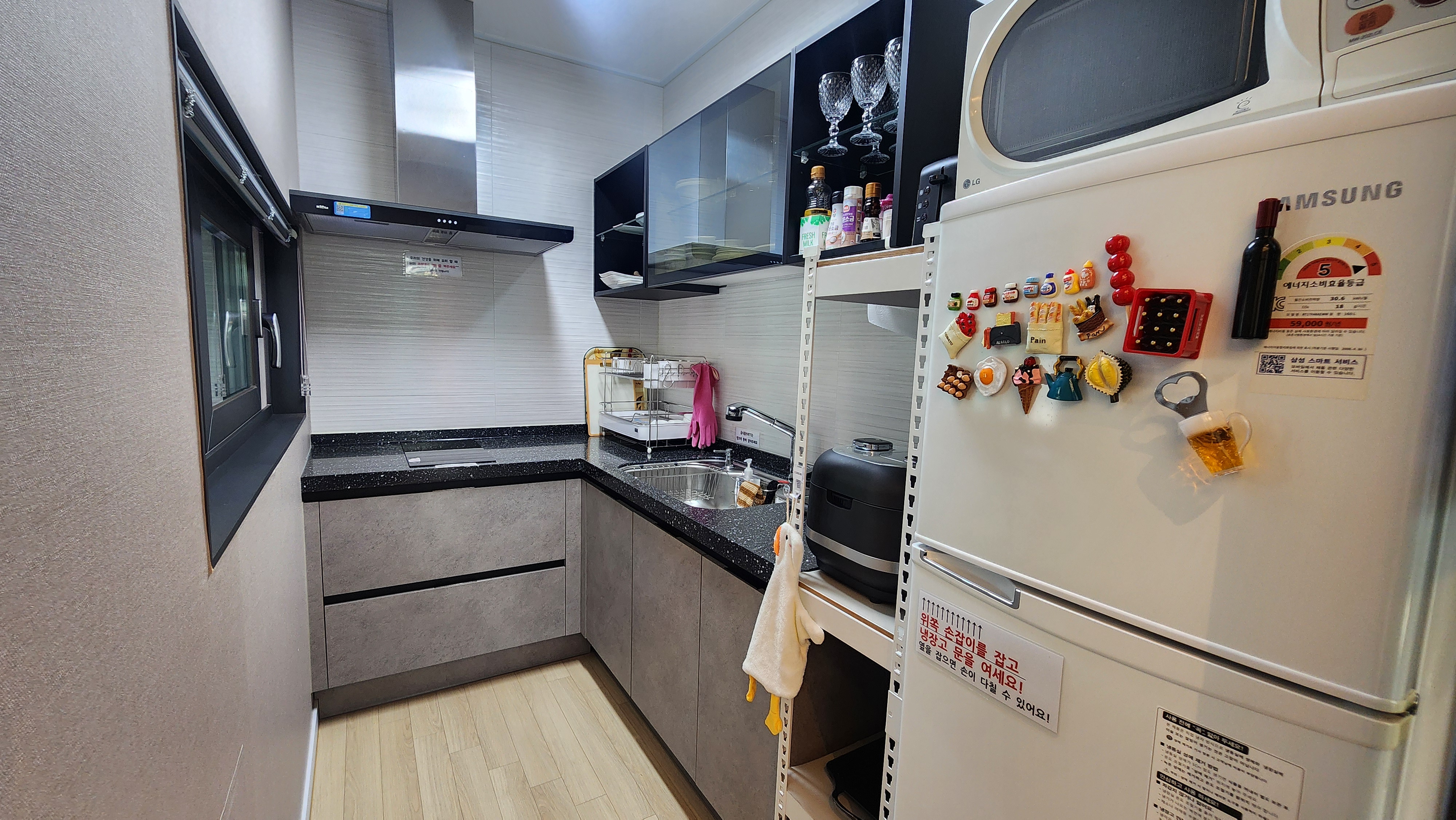 https://yaimg.yanolja.com/v5/2025/03/26/05/67e38b1ba4bb38.42869382.jpg