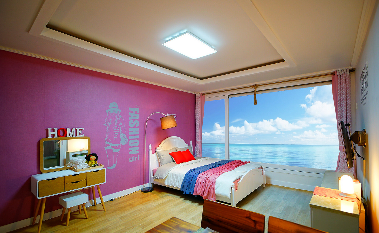 room detail thumbnail 1