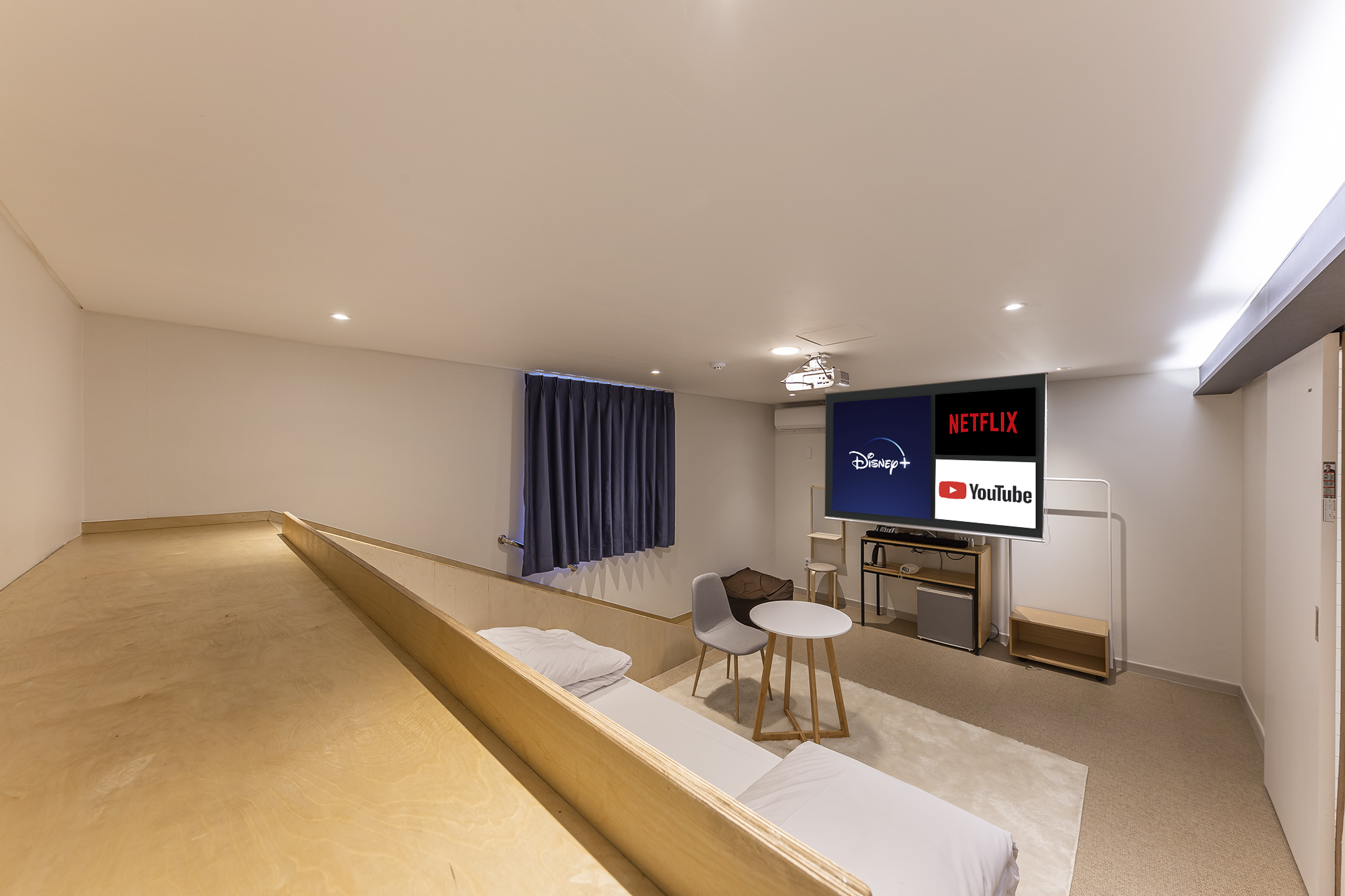 room detail thumbnail 0