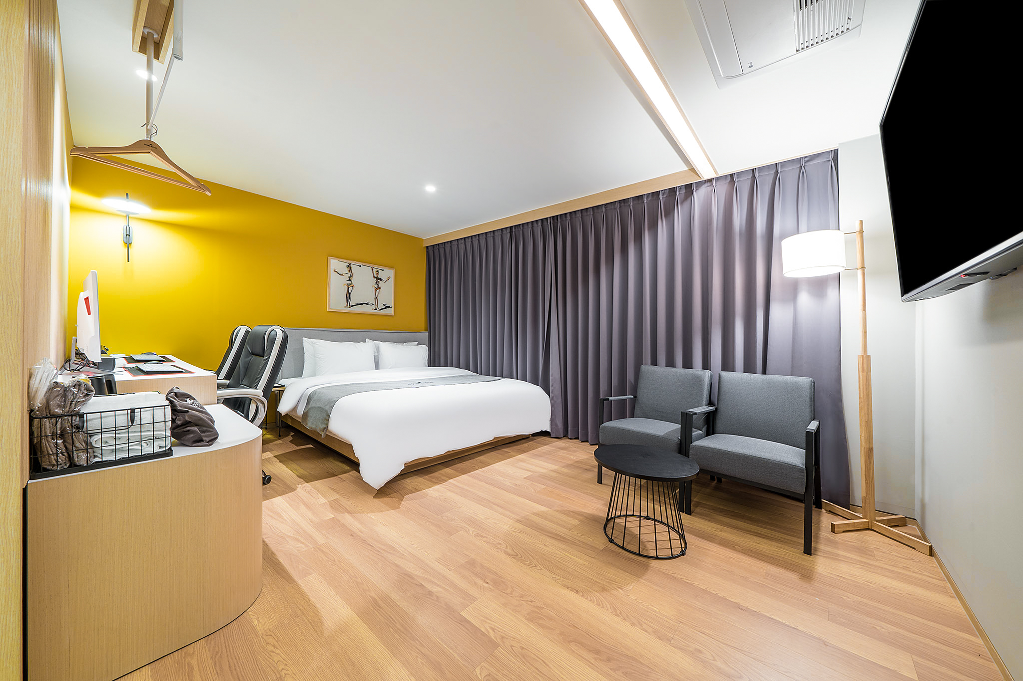 room detail thumbnail 0