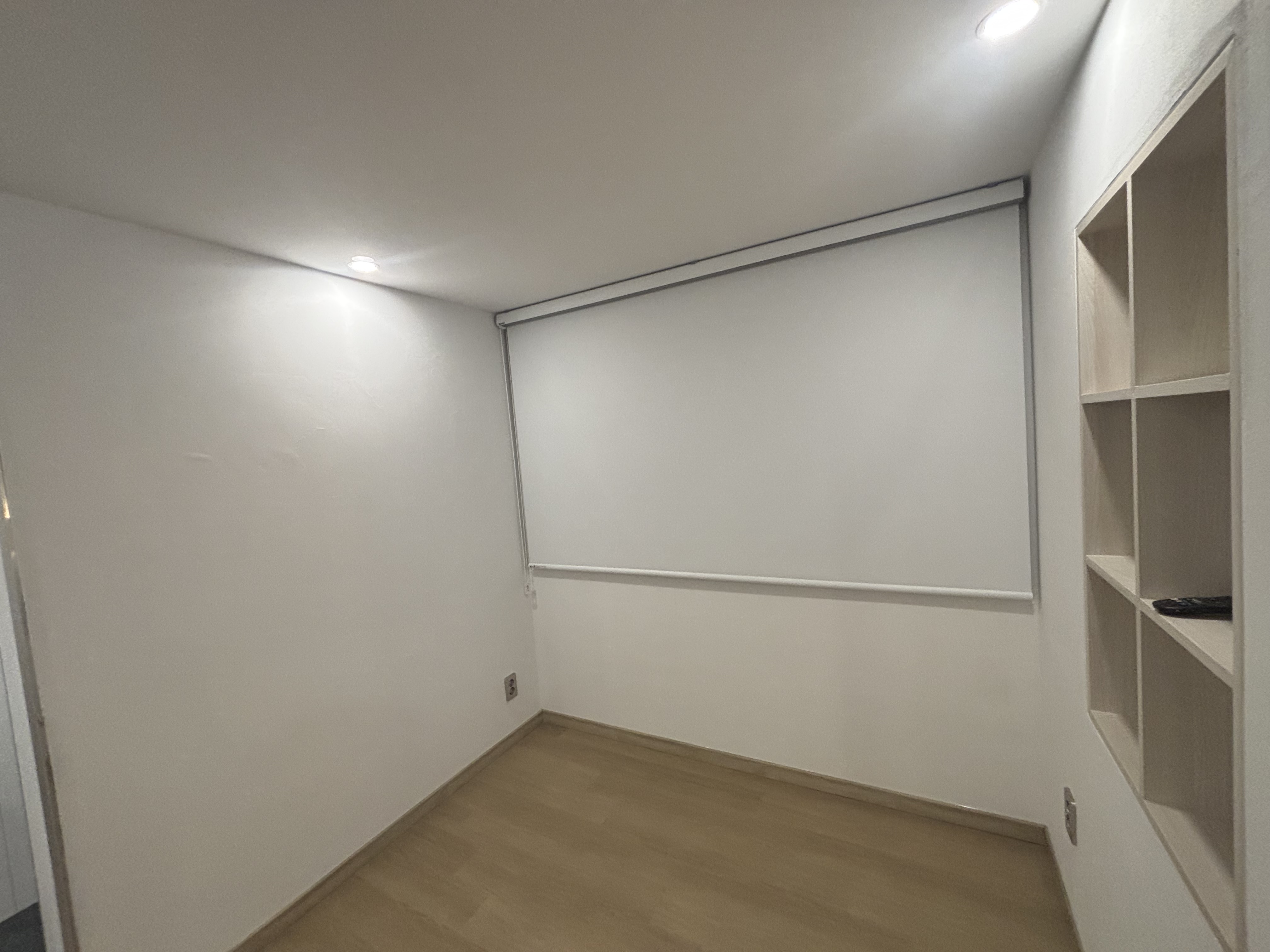 https://yaimg.yanolja.com/v5/2025/04/08/02/67f483ddcf53a7.12499352.jpg