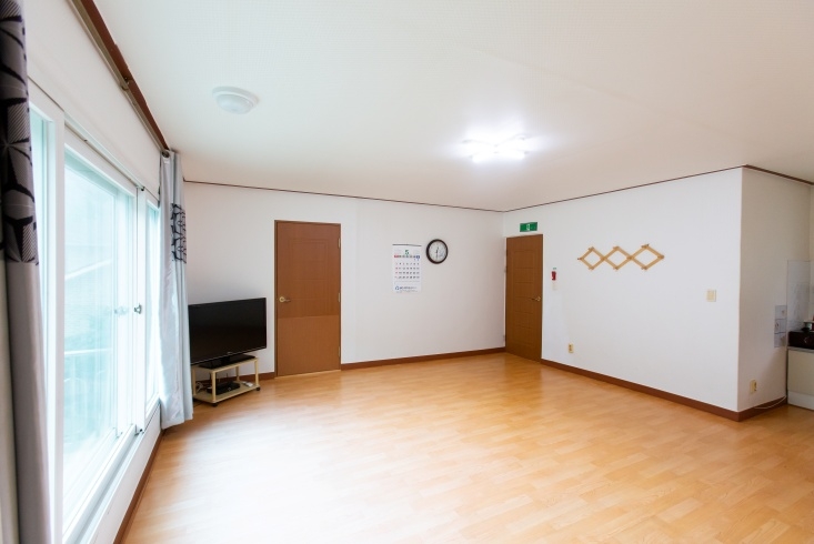 https://yaimg.yanolja.com/v5/2025/04/19/04/6803280f50edc6.18360764.jpg