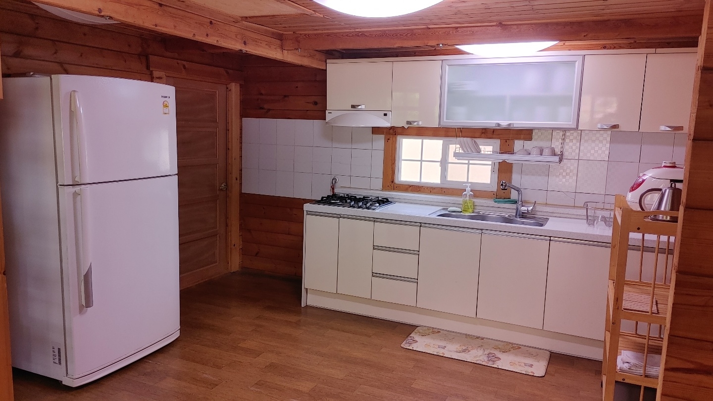 https://yaimg.yanolja.com/v5/2025/04/19/04/680328d5082b82.26463420.jpg