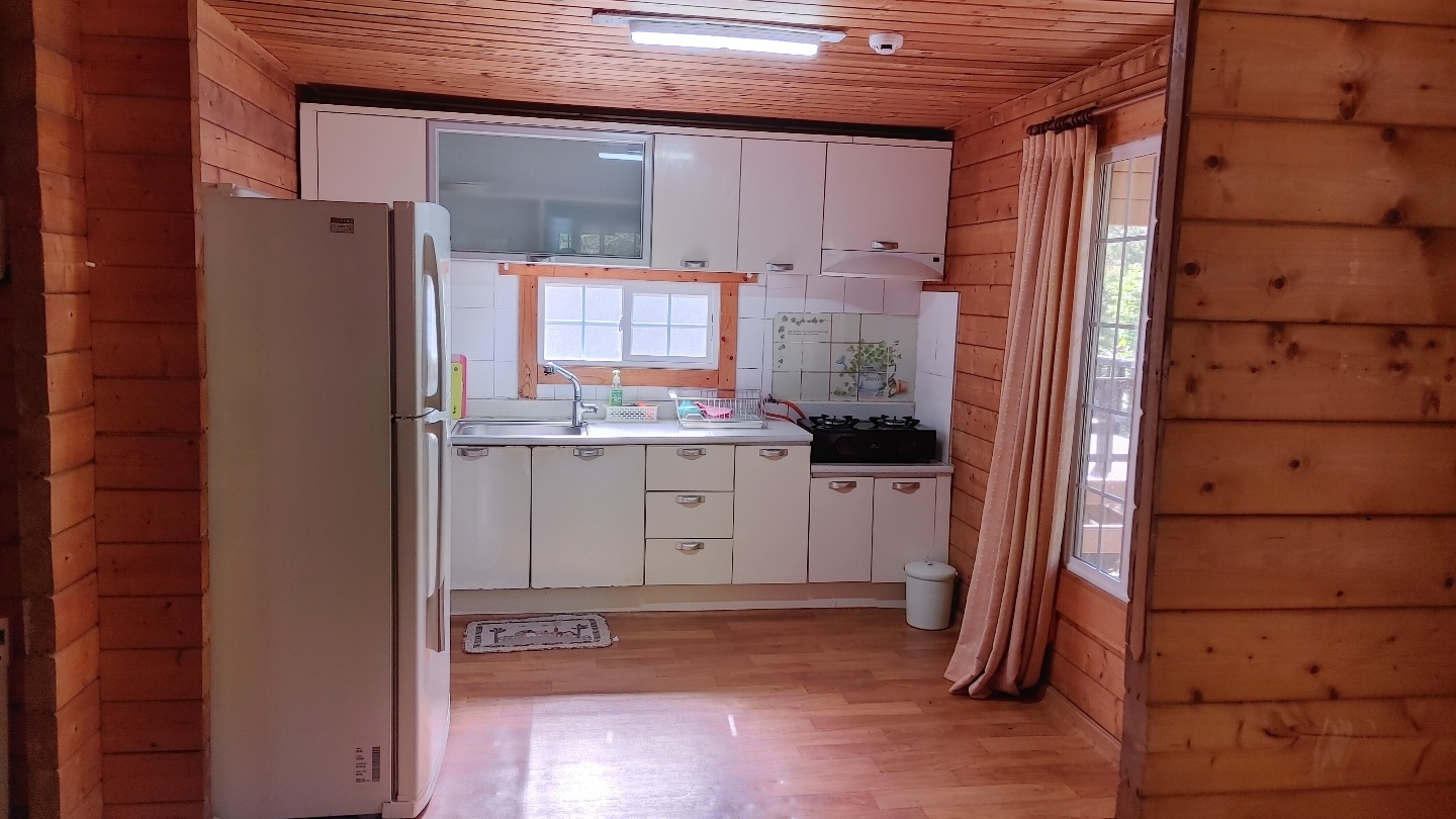 https://yaimg.yanolja.com/v5/2025/04/19/04/680328d75ef1f9.18233339.jpg