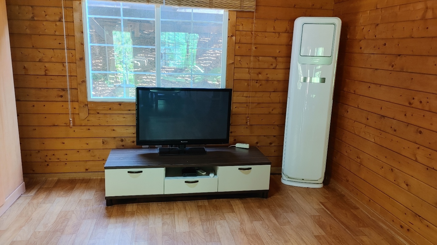 https://yaimg.yanolja.com/v5/2025/04/19/04/680328d7622522.19070982.jpg