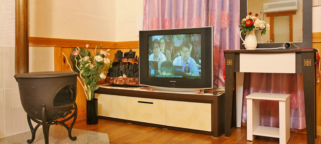 https://yaimg.yanolja.com/v5/2025/04/19/08/680362467faf35.88472916.jpg