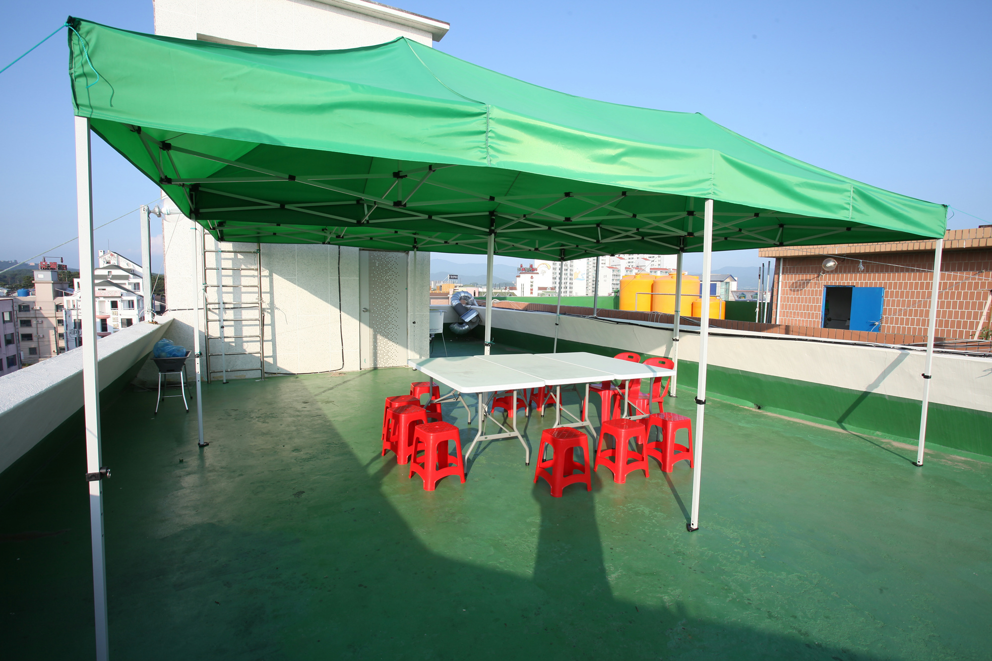 https://yaimg.yanolja.com/v5/2025/04/19/10/680375516faa51.52720681.jpg
