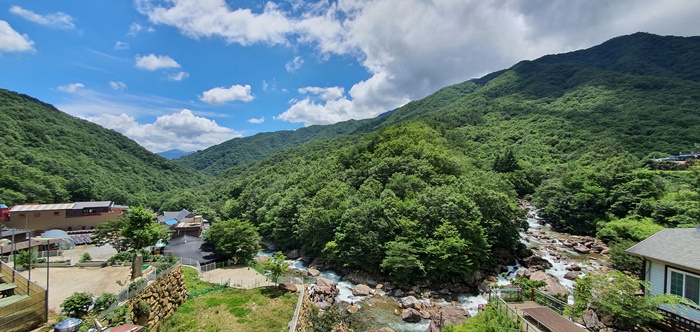 https://yaimg.yanolja.com/v5/2025/04/19/10/680378cf8eef95.01071660.jpg