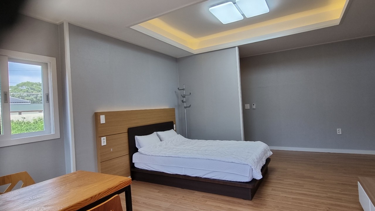 https://yaimg.yanolja.com/v5/2025/04/19/13/6803a24f117ab0.67866863.jpg