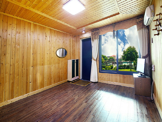 https://yaimg.yanolja.com/v5/2025/04/19/13/6803a2be6002f9.87172822.jpg