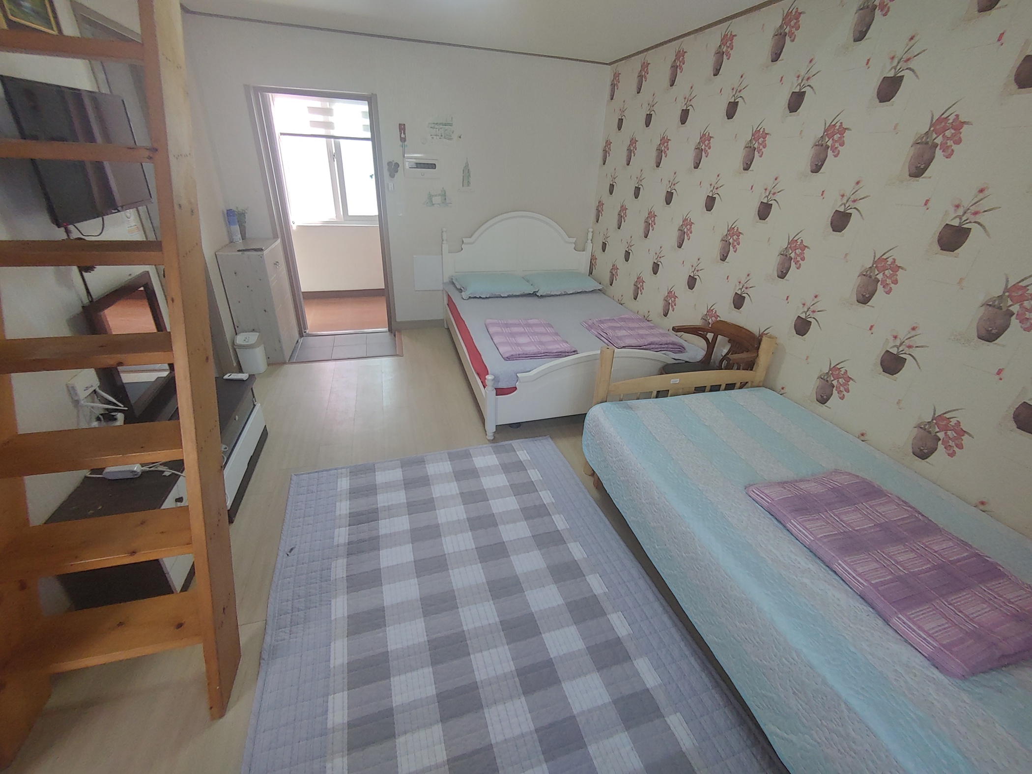 https://yaimg.yanolja.com/v5/2025/04/19/14/6803aee6f0d8c1.73163896.jpg