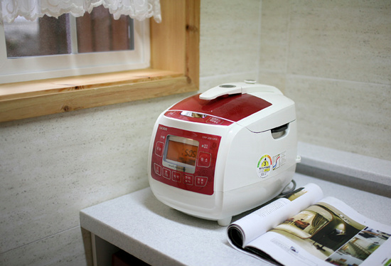 https://yaimg.yanolja.com/v5/2025/04/19/14/6803b6c206e480.77357303.jpg