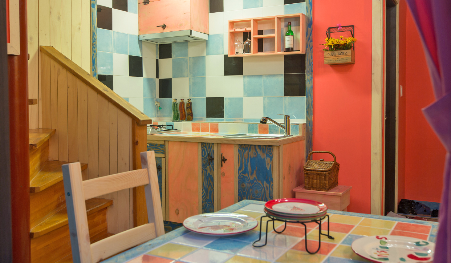 room detail thumbnail 2