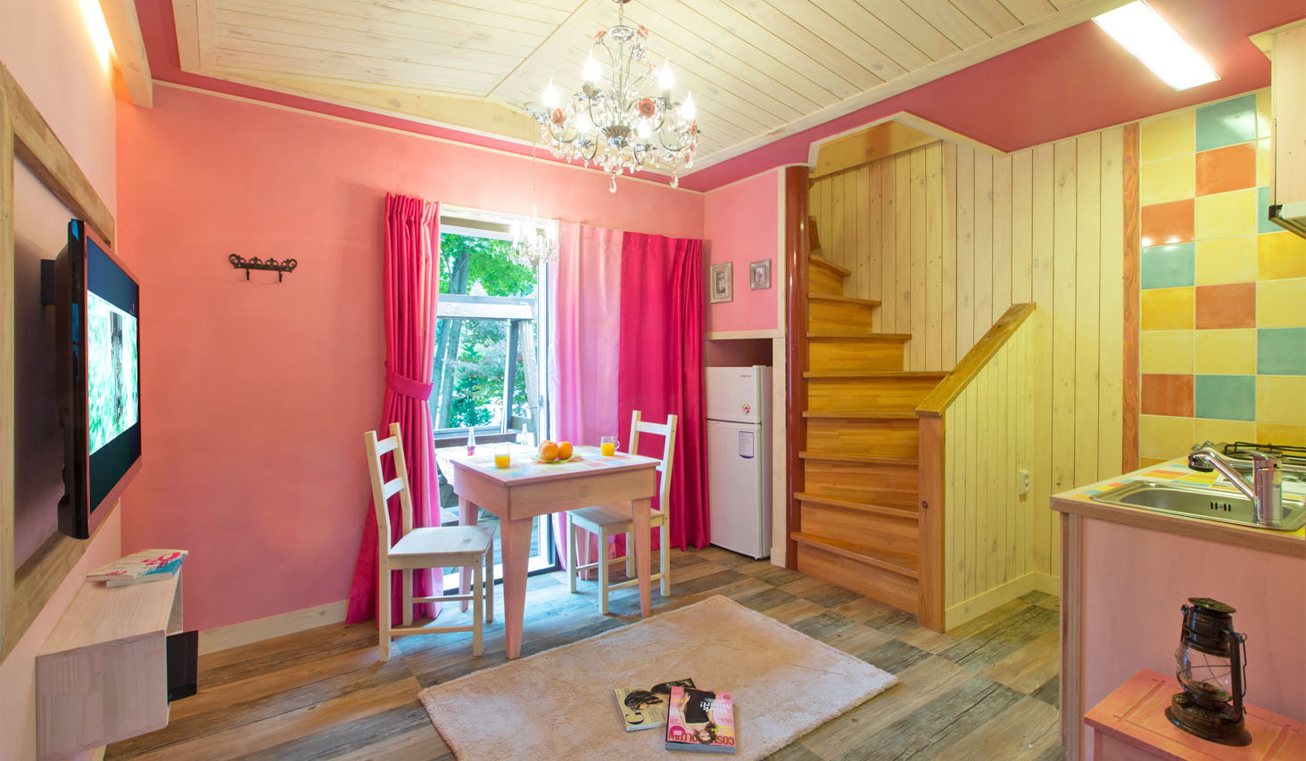 room detail thumbnail 2