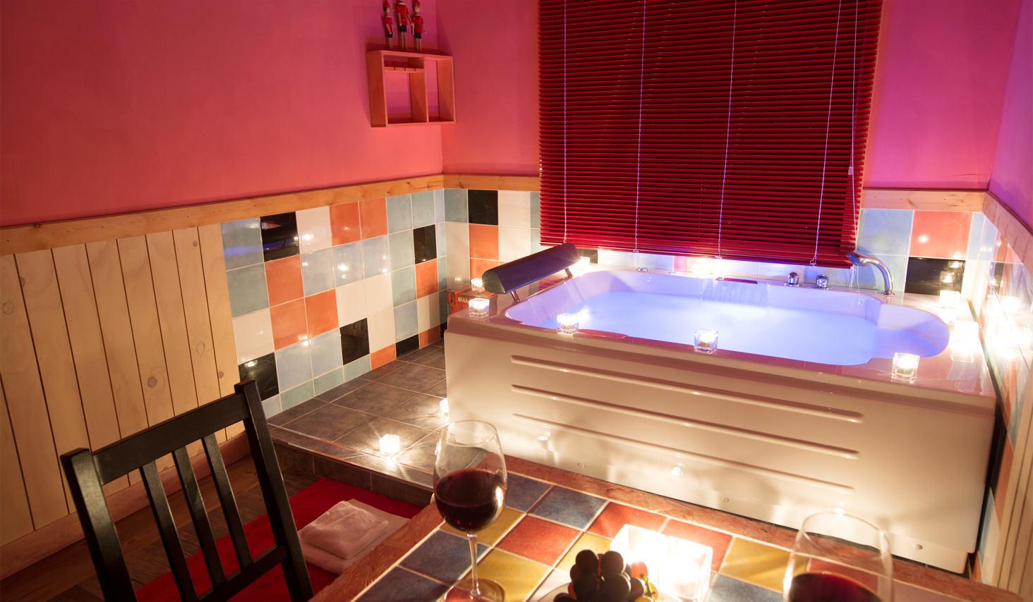 room detail thumbnail 2