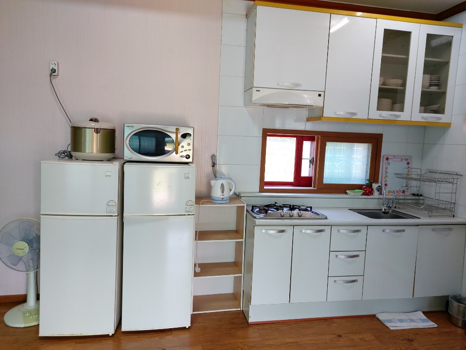 https://yaimg.yanolja.com/v5/2025/04/19/16/6803c952b933c6.03415196.jpg