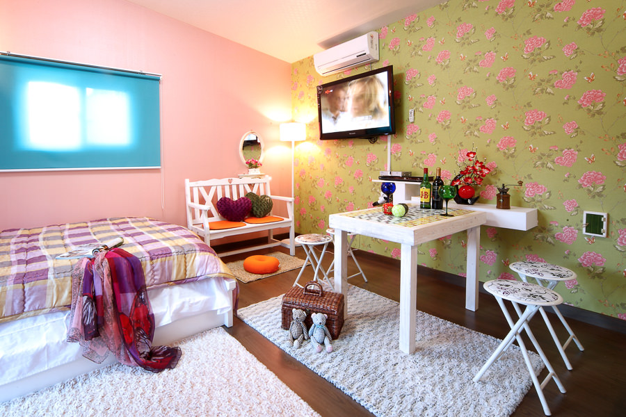 room detail thumbnail 1
