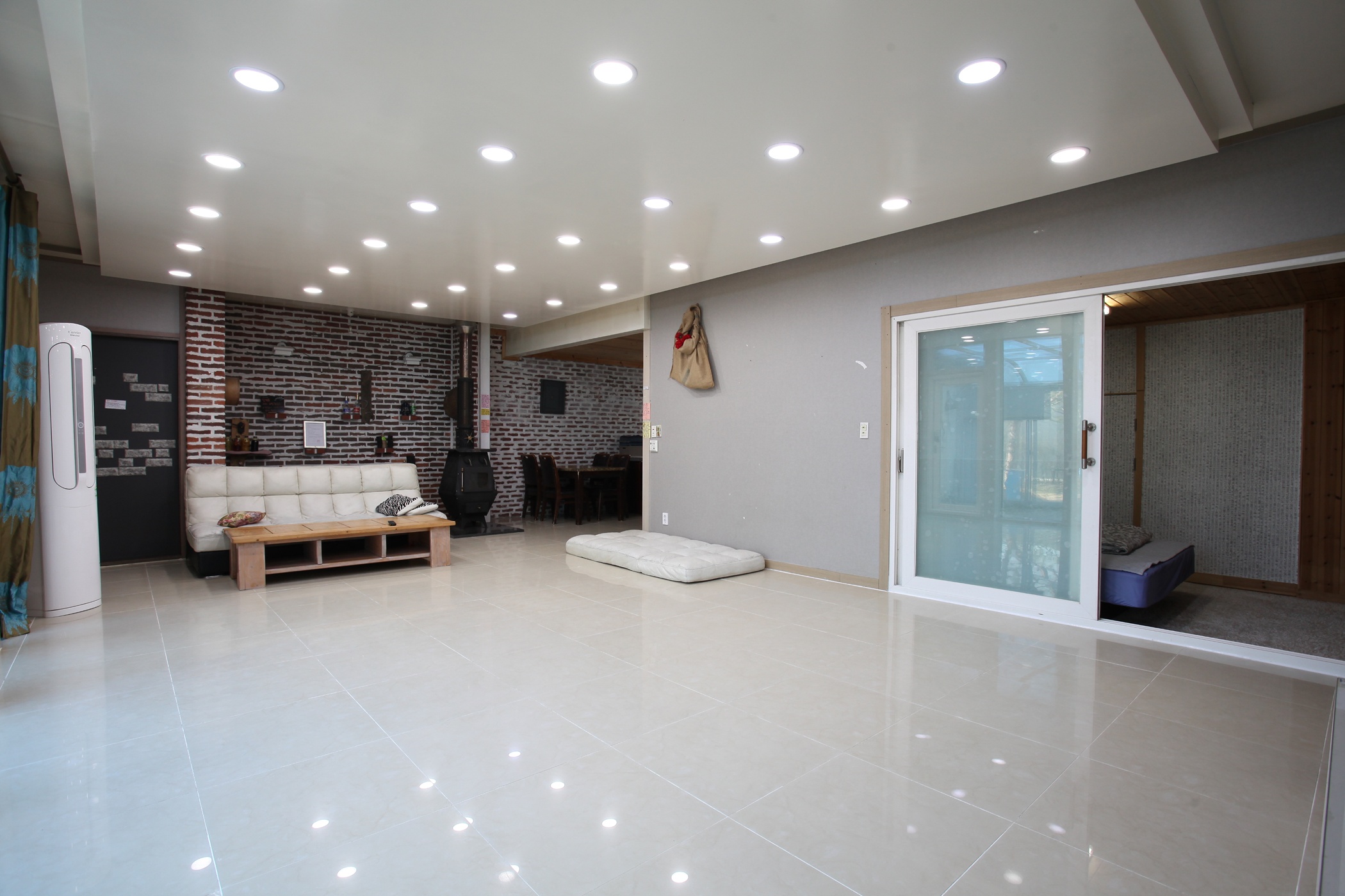 https://yaimg.yanolja.com/v5/2025/04/19/20/68040a069f9025.16185803.jpg