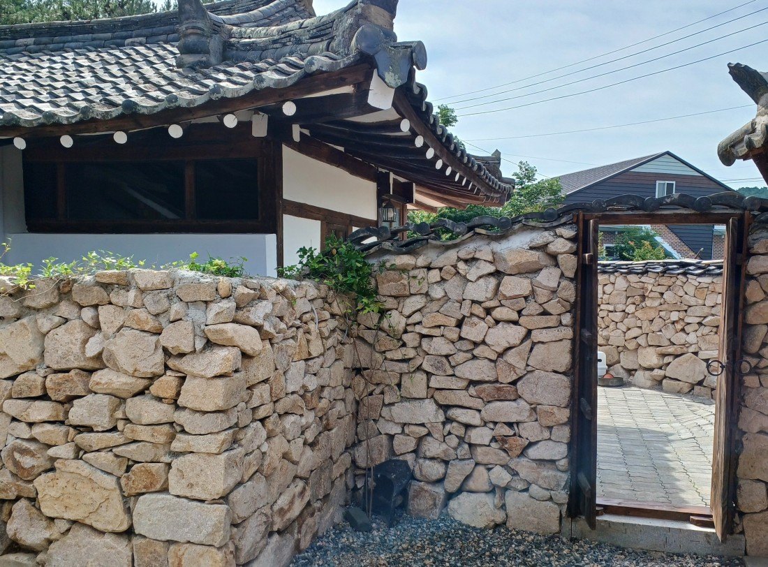 https://yaimg.yanolja.com/v5/2025/04/19/20/68040c8c513470.87761710.jpg