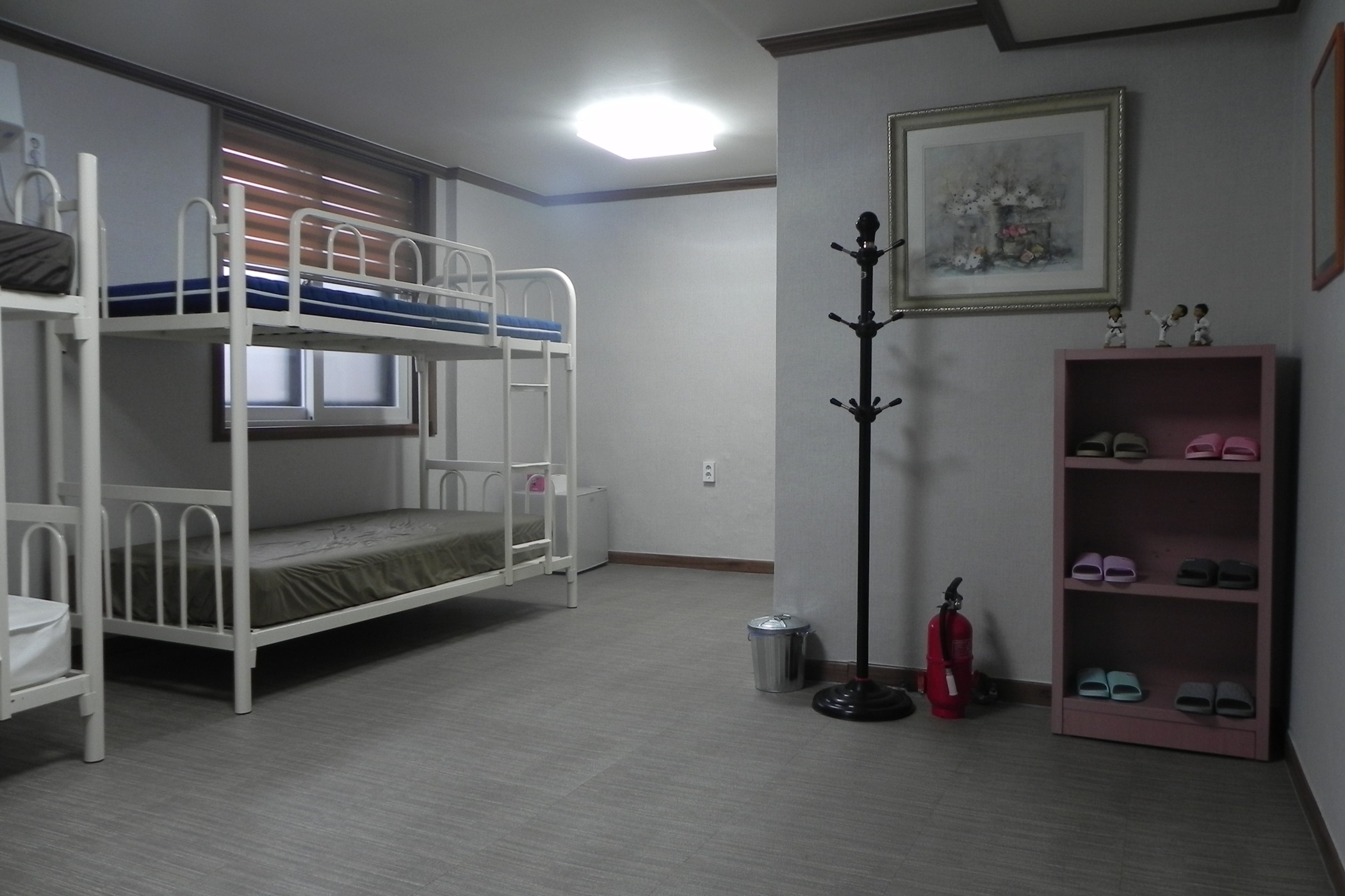 https://yaimg.yanolja.com/v5/2025/04/19/22/6804210aa51257.46564917.jpg