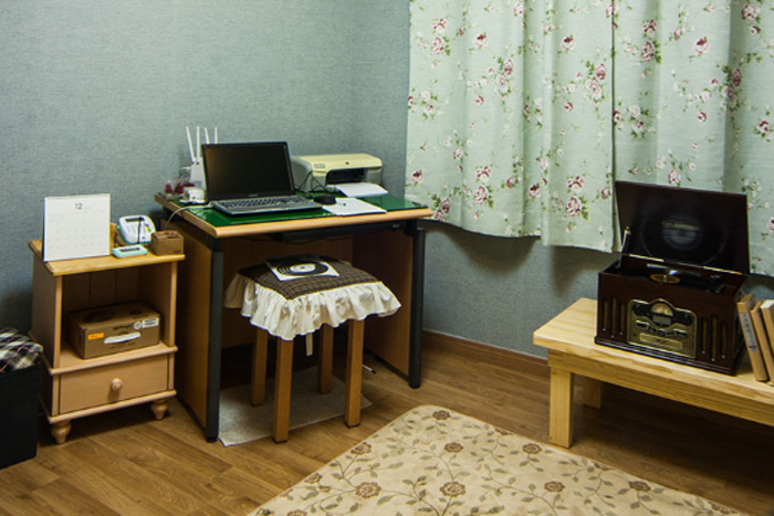 room detail thumbnail 0