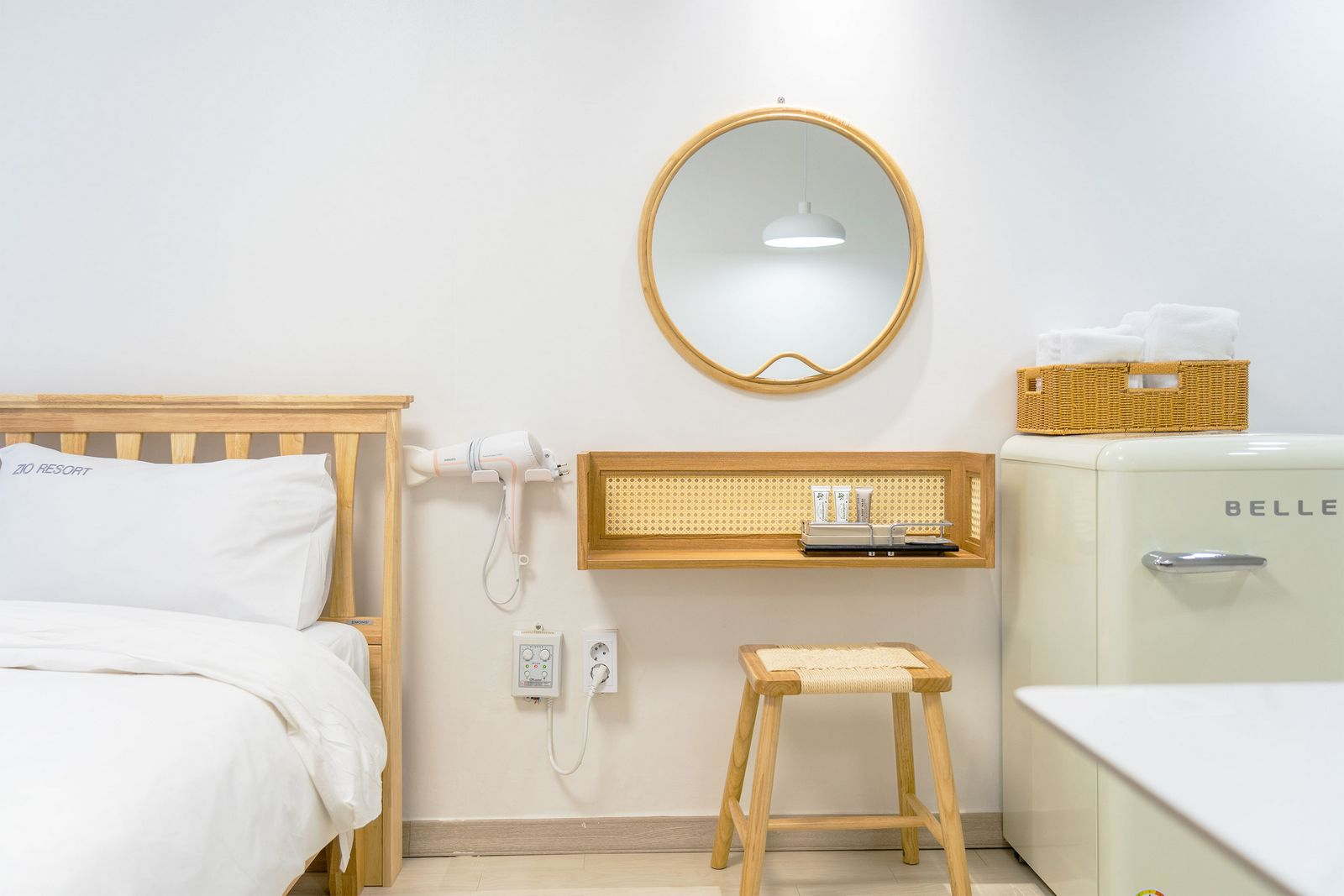 room detail thumbnail 0