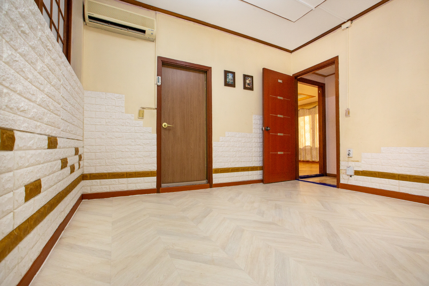 https://yaimg.yanolja.com/v5/2025/04/20/03/680466c87781b5.45676857.jpg