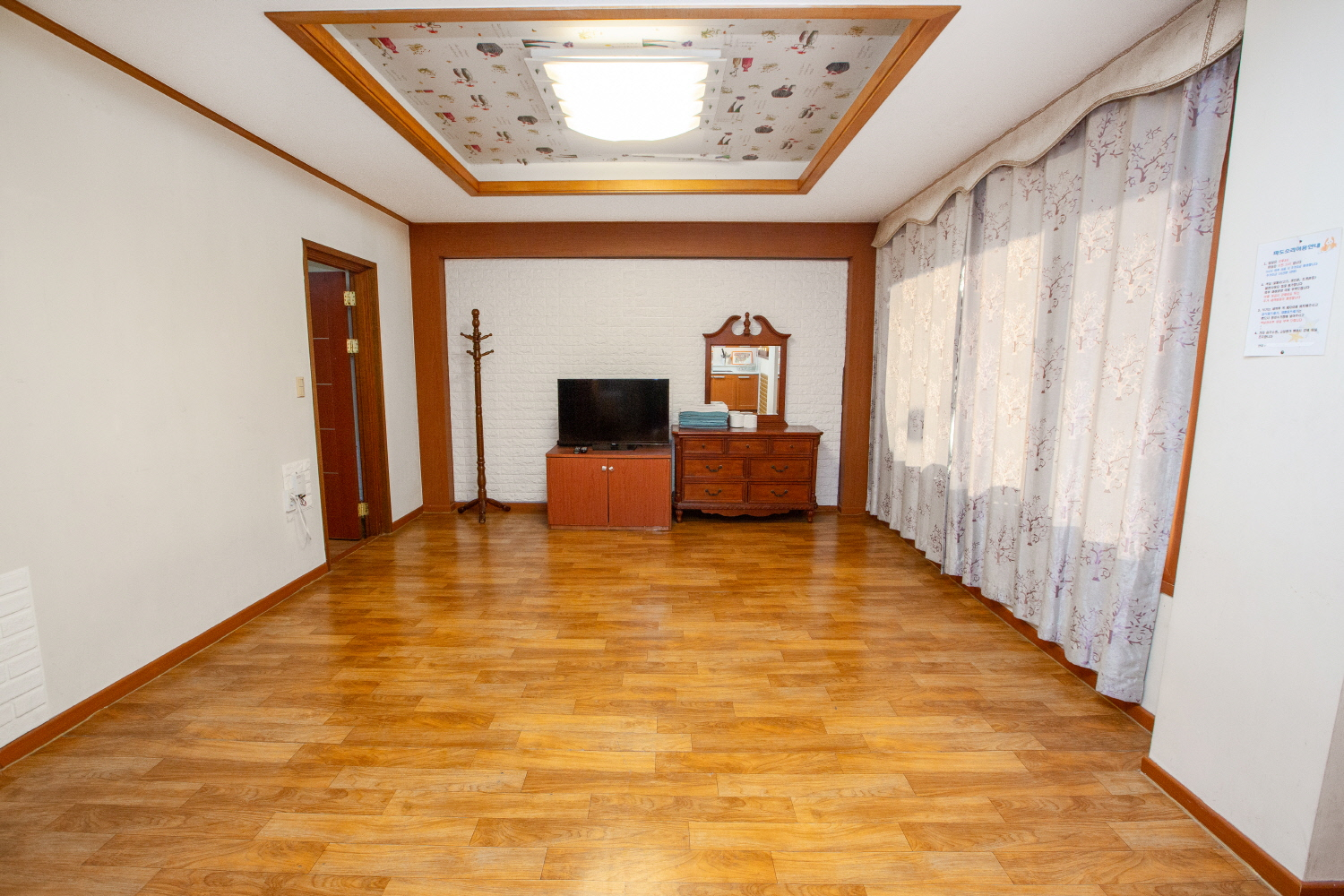 https://yaimg.yanolja.com/v5/2025/04/20/03/680466c8b44942.61881089.jpg