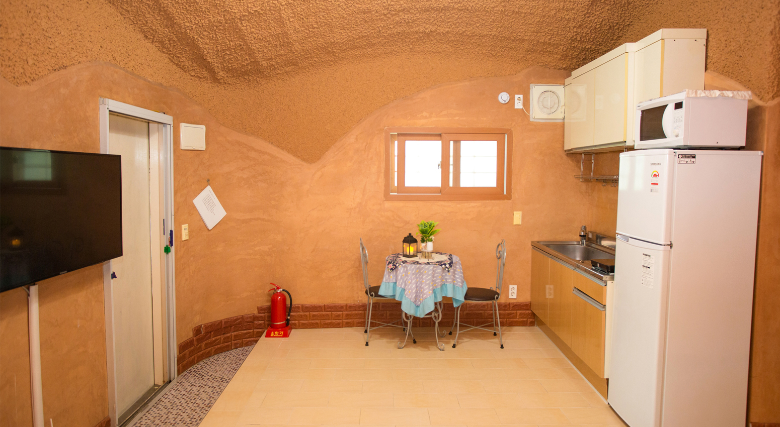 https://yaimg.yanolja.com/v5/2025/04/20/03/68046aa924bfe3.45624925.jpg