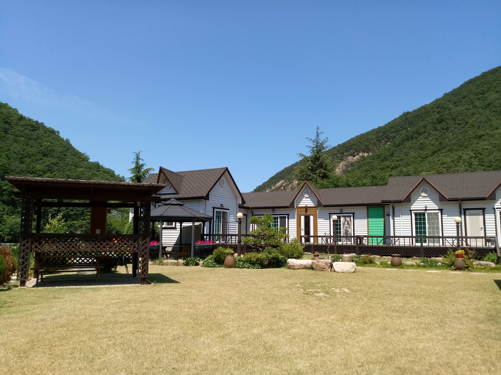 https://yaimg.yanolja.com/v5/2025/04/20/03/68046c50868b63.31028591.jpg