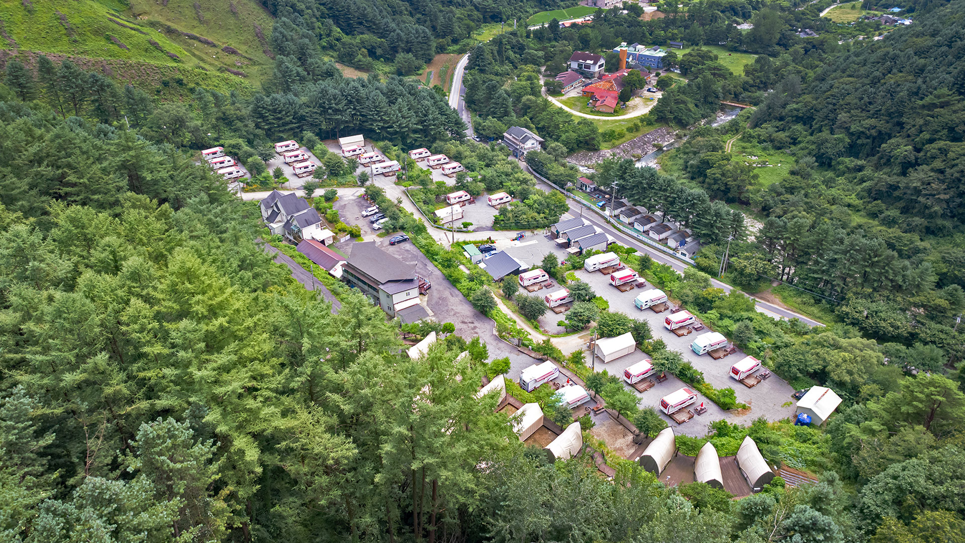 가평 명지산카라반글램핑 외관