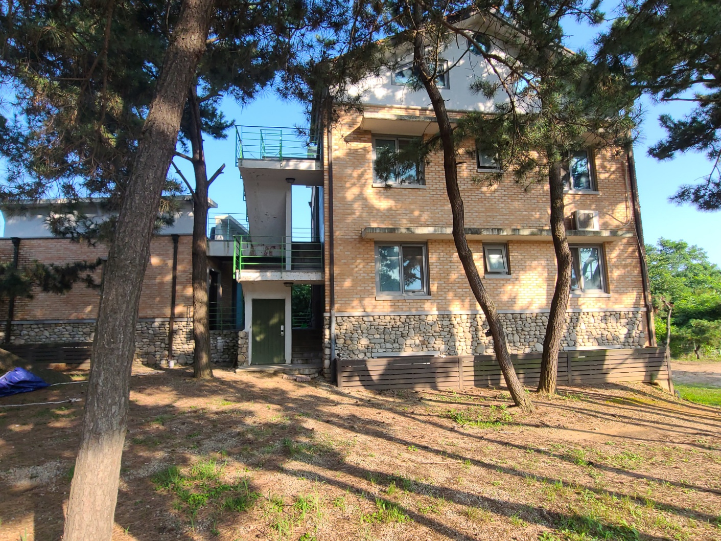 https://yaimg.yanolja.com/v5/2025/04/20/07/6804a842345df8.89703079.jpg