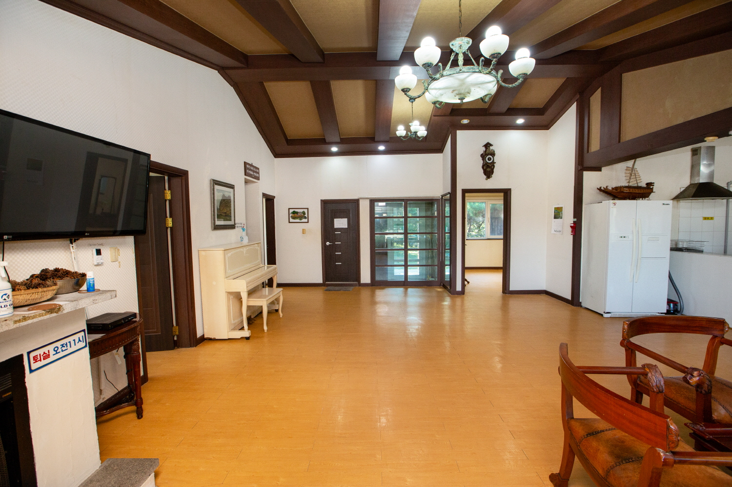 https://yaimg.yanolja.com/v5/2025/04/20/08/6804afebceb4c9.98506562.jpg