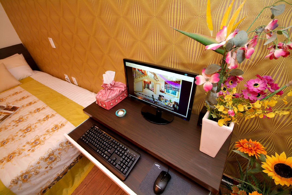 room detail thumbnail 0