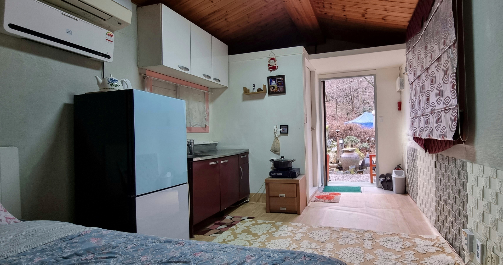 https://yaimg.yanolja.com/v5/2025/04/20/08/6804b742619042.64738223.jpg