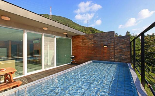 산청 풀빌라이안(e  An)펜션