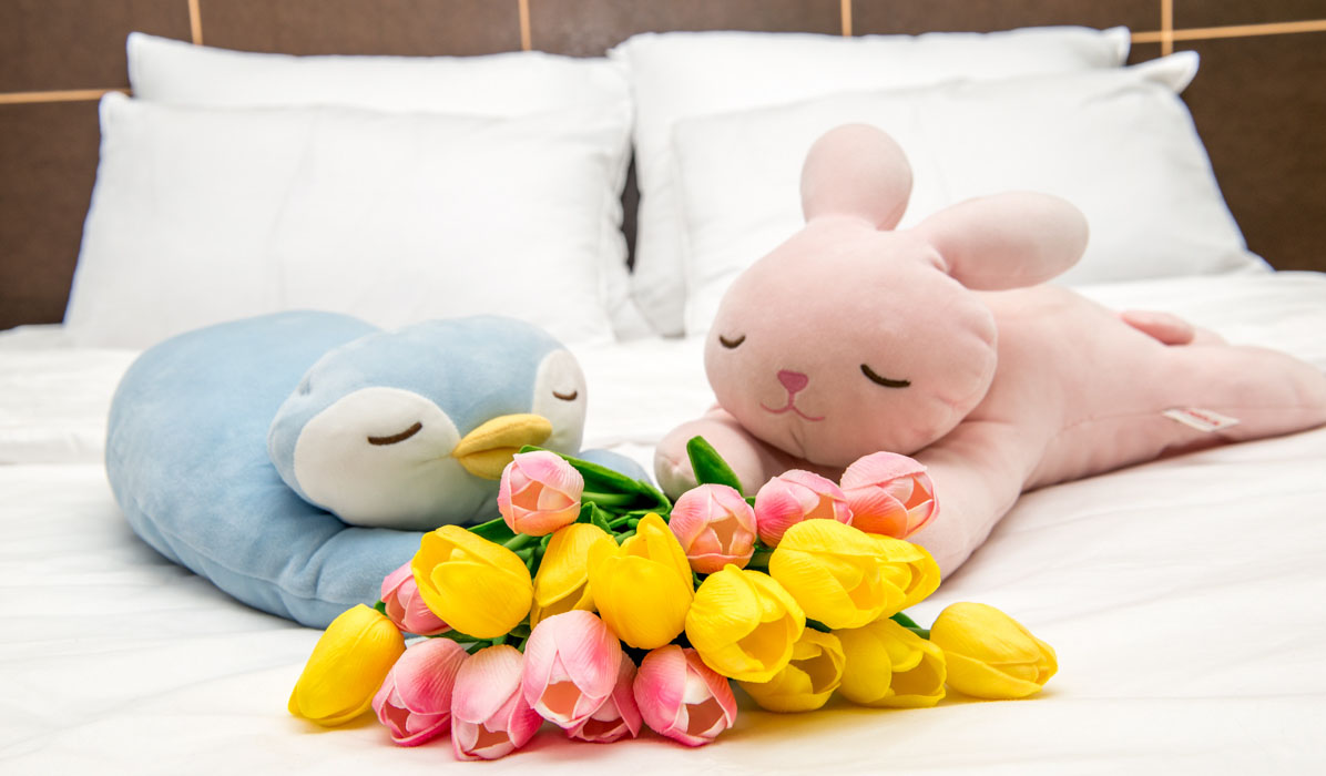 room detail thumbnail 2