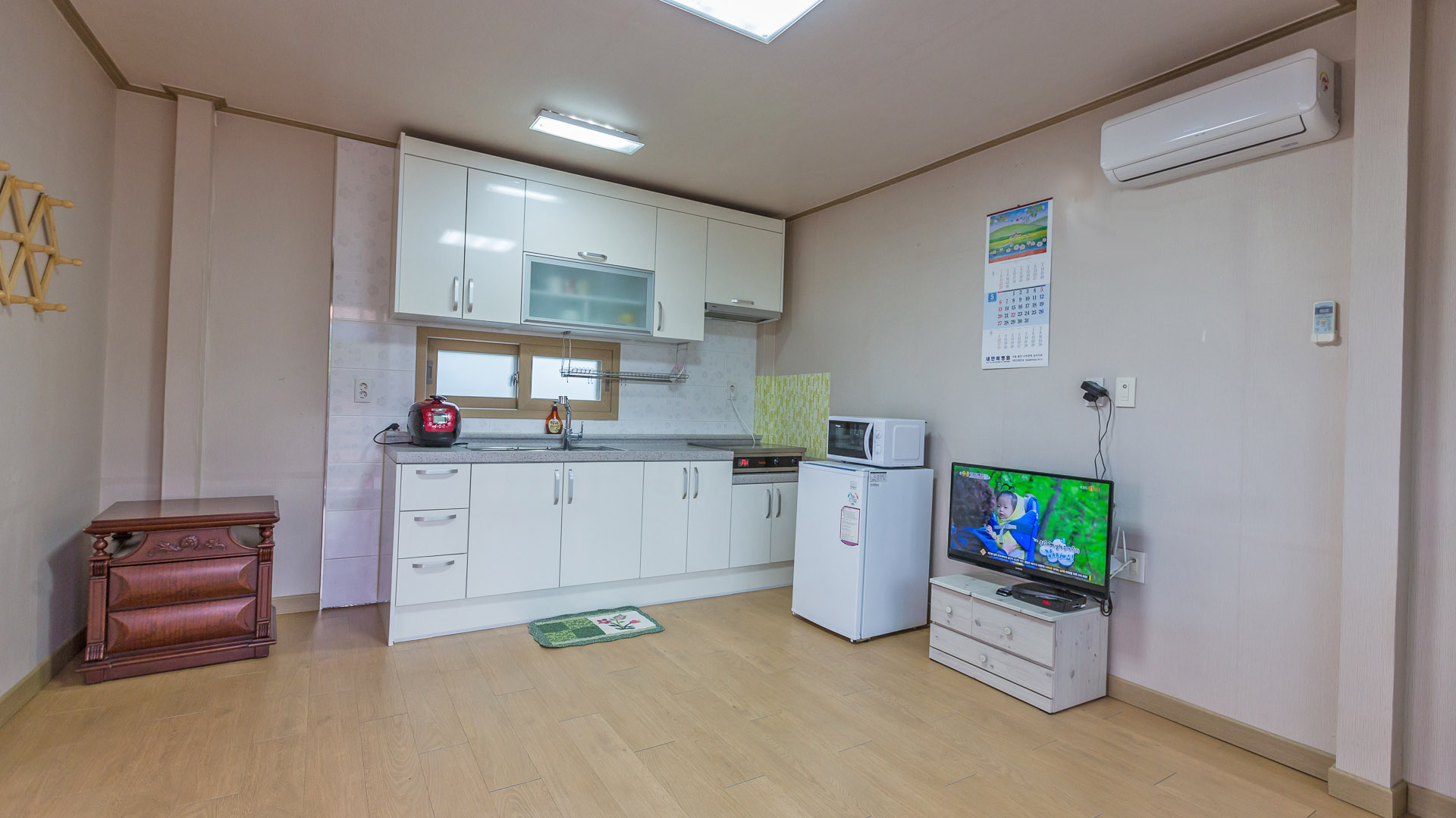 https://yaimg.yanolja.com/v5/2025/04/20/12/6804edea10d070.57439366.jpg