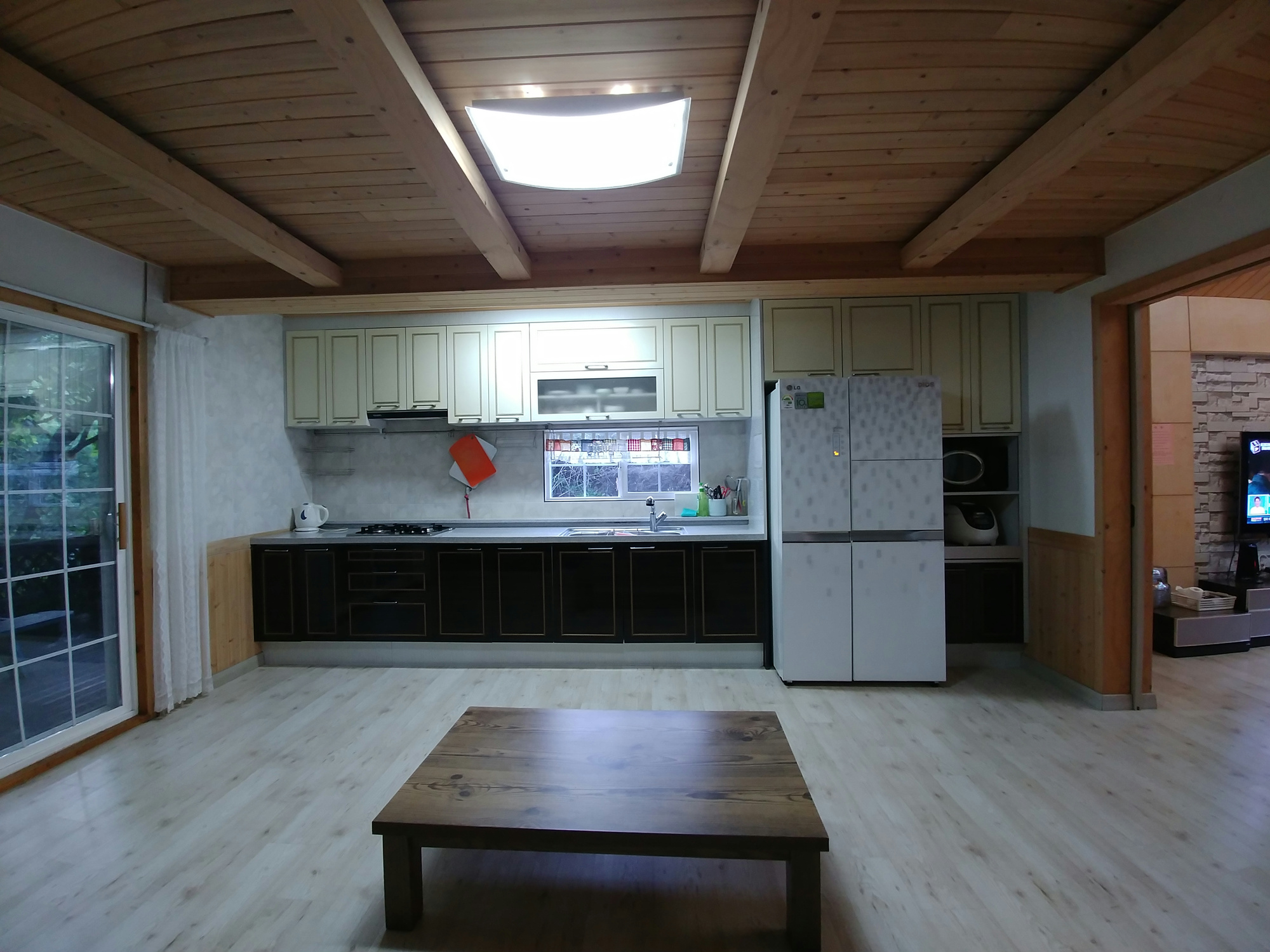 https://yaimg.yanolja.com/v5/2025/04/20/13/6804f9bf67d924.97435538.jpg