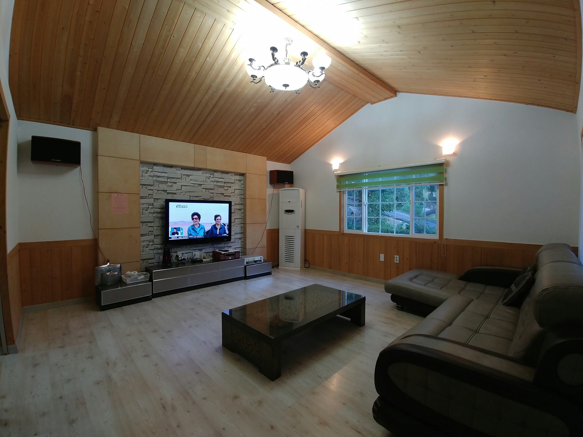 https://yaimg.yanolja.com/v5/2025/04/20/13/6804f9bf722701.17182905.jpg