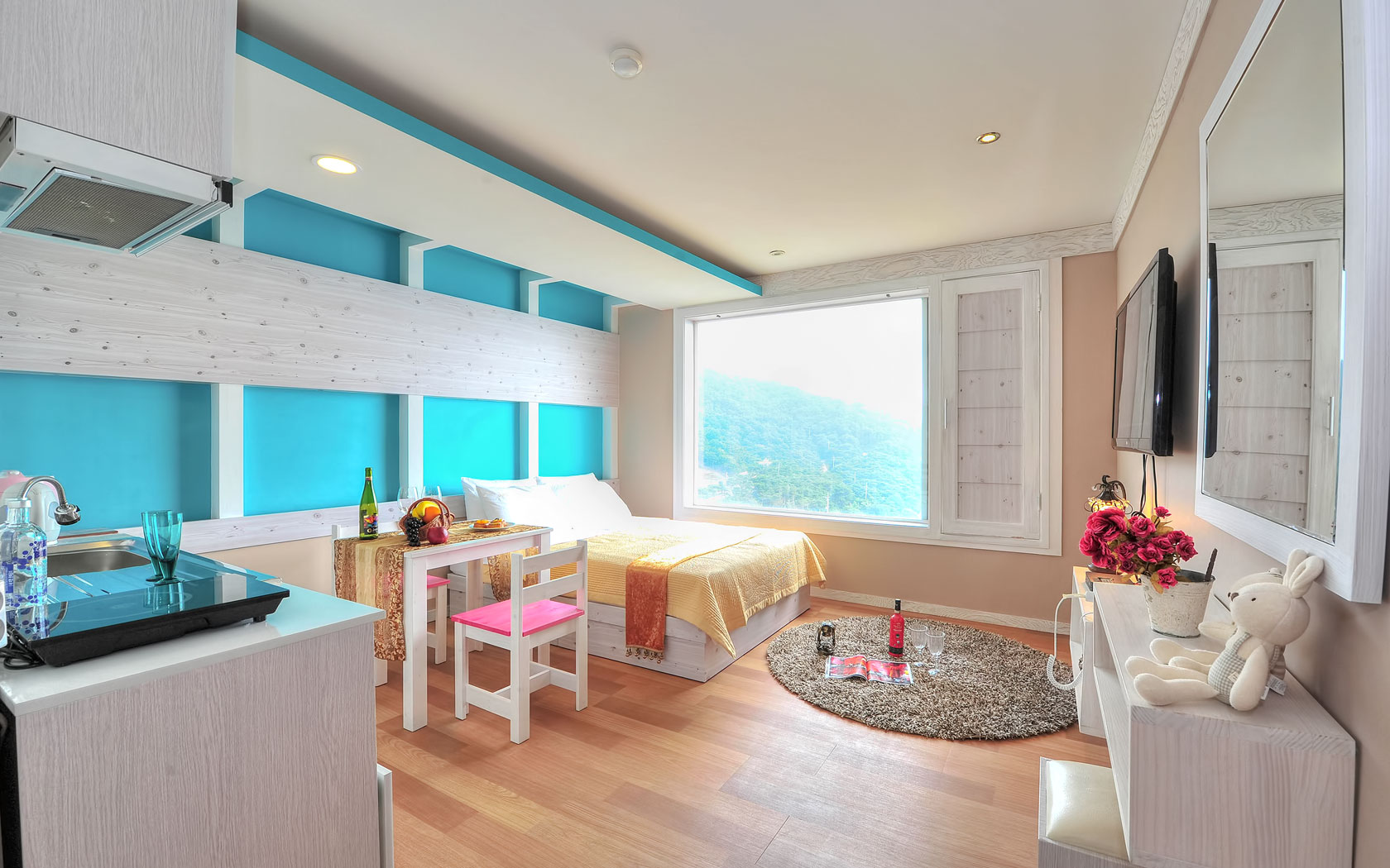 room detail thumbnail 1