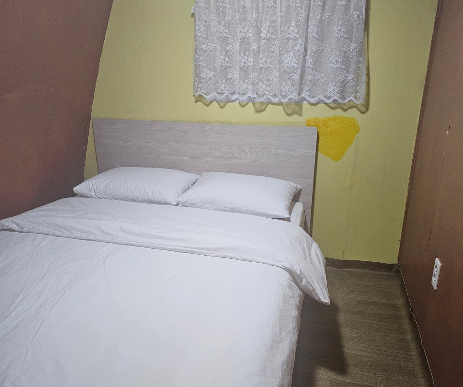 https://yaimg.yanolja.com/v5/2025/04/20/16/6805249d1af120.11997511.jpg