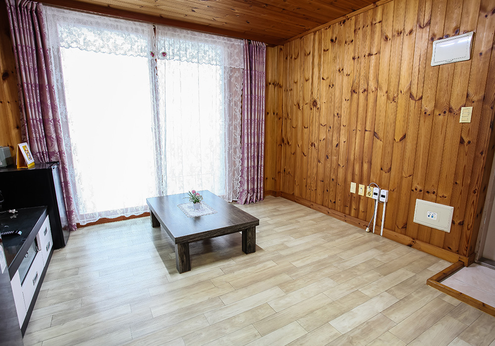 https://yaimg.yanolja.com/v5/2025/04/20/18/68053702bc8760.61870822.jpg