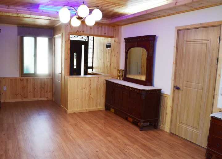 https://yaimg.yanolja.com/v5/2025/04/20/20/68055affbc4971.96488474.jpg