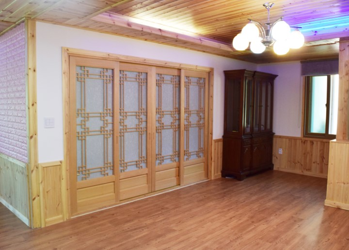 https://yaimg.yanolja.com/v5/2025/04/20/20/68055affbe4e97.19199357.jpg