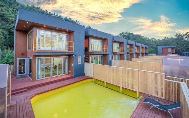 울진 207마일펜션